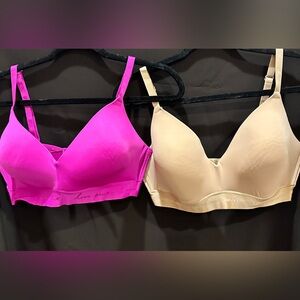 Wear Everywhere, Pink Victoria Secret bra (2) New!